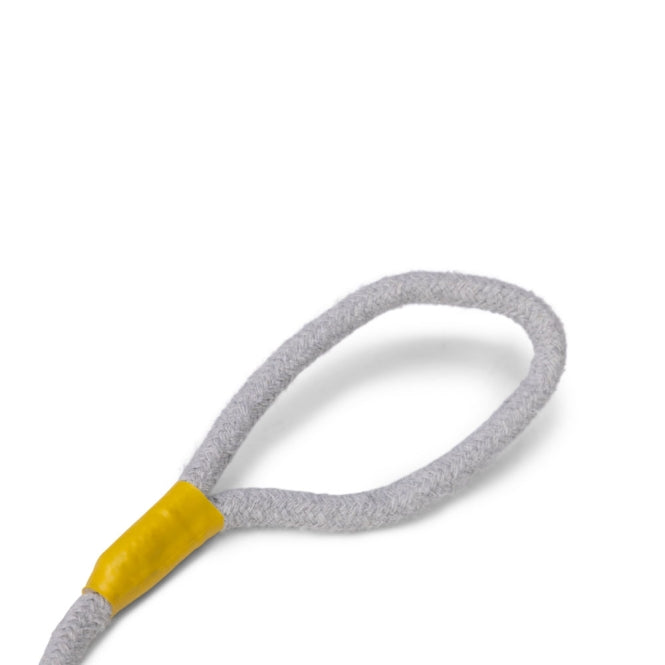 Karlie Tennisball mit Seil - 6 cm