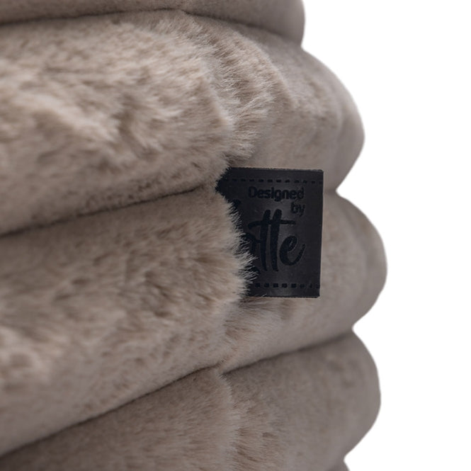 Designed by Lotte Hundebett Reza - rund, beige - 65 x 16 cm